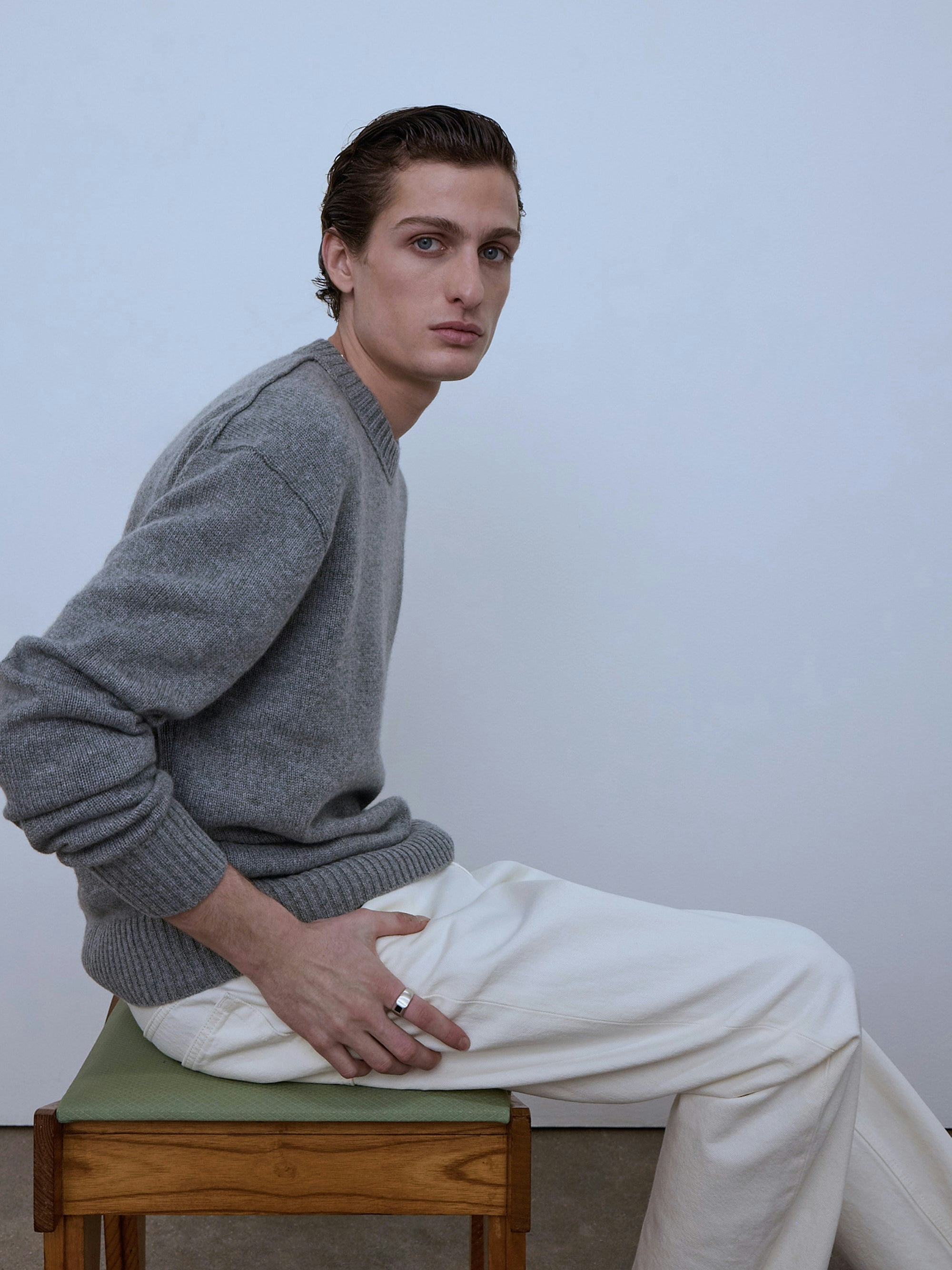sweater lookbook image alt:hover